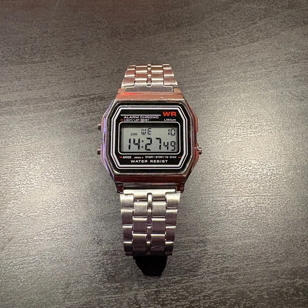 Digital Silver Watch Casio Style 2000s Vintage